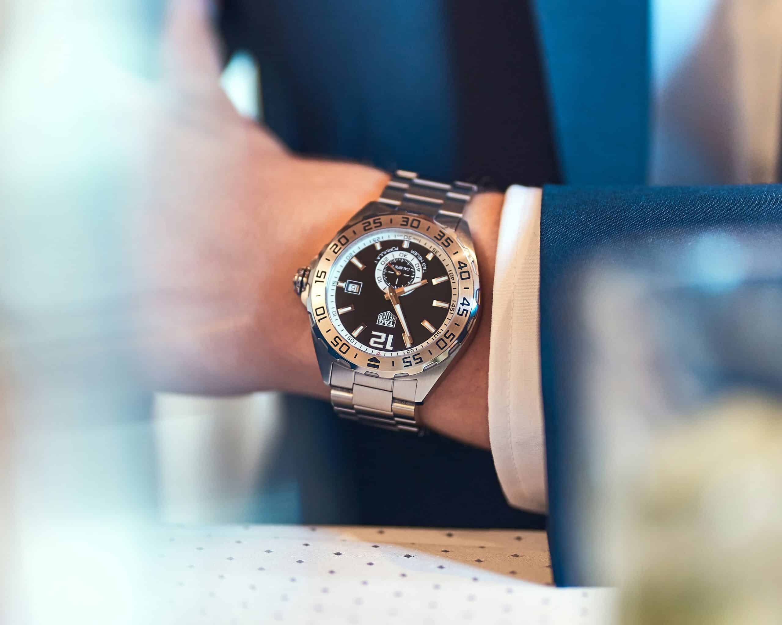 TAG Heuer presents the Heuer Globetrotter exhibition