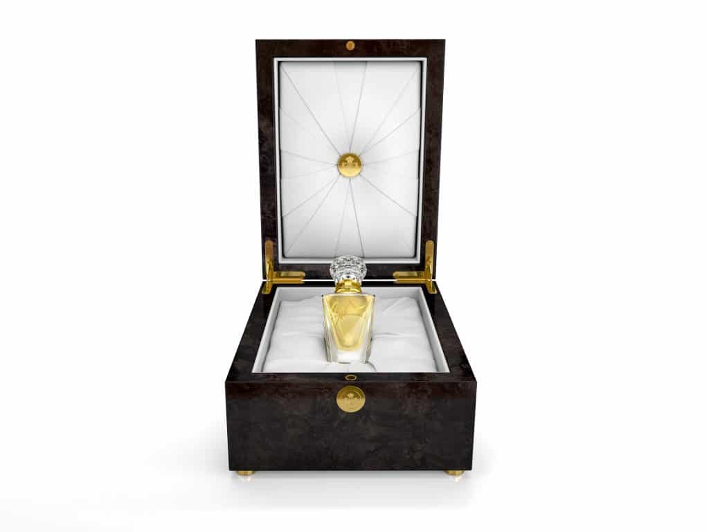 Clive Christian release 100% pure perfume