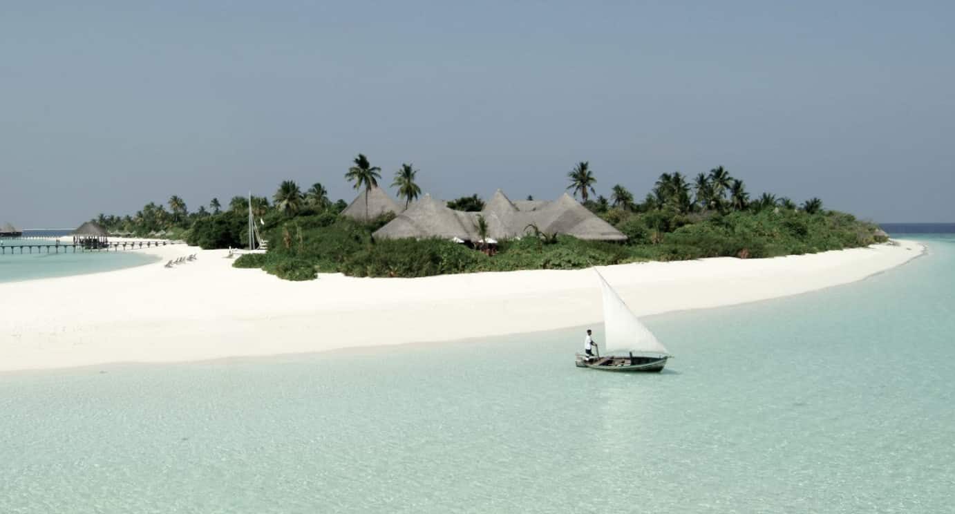11 Secluded Beach Resorts You Need to Know About - Insignia