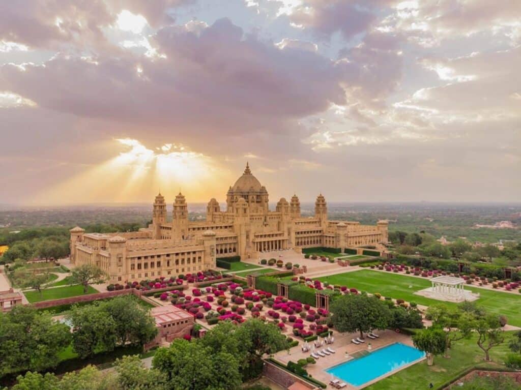 The World's Most Romantic Wedding Destinations - Insignia